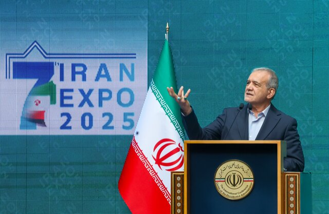 /افتتاحیه ایران اکسپو ۲۰۲۵/پزشکیان: ایران بستری برای هرگونه فعالیت سرمایه‌گذاران و تاجران است