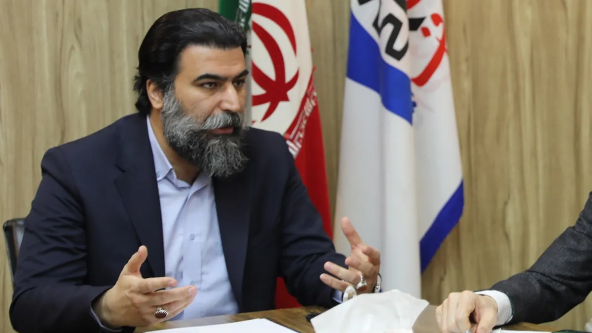 نظارتی بر عملکرد خودروسازان نیست/ ورود قطعات تقلبی و بی‌کیفیت به بازار