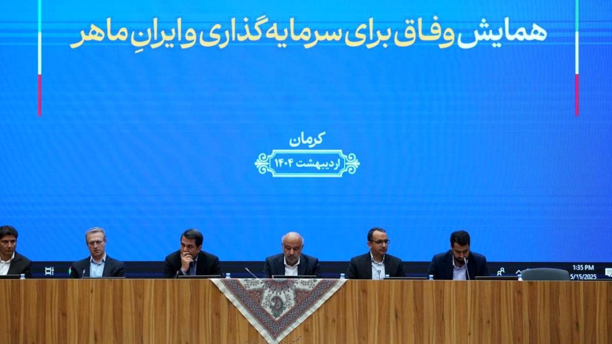 حمایت وزارت کار از صنایع‌دستی و تسهیل در صادرات کالاهای خرد