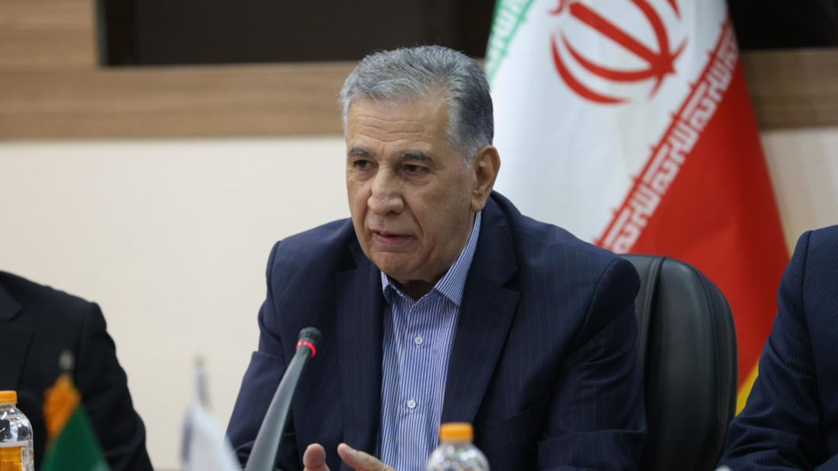 مجمع تشخیص مصلحت نظام با تصویب CFT زمینه را برای خروج کامل ایران از لیست سیاه FATF فراهم کند | ضرورت تجدیدنظر در شکل مدیریت بنادر و گمرکات کشور