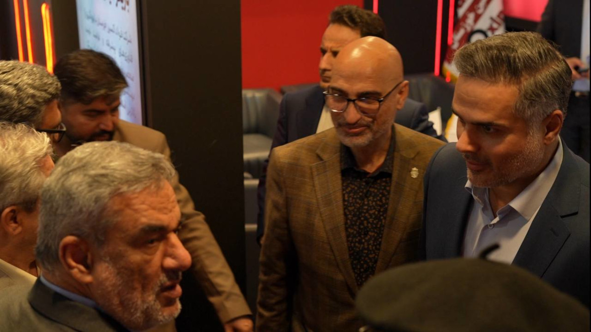 بازدید معاون وزیر نفت از توانمندی‌های فولاد اکسین خوزستان در نمایشگاه بین‌المللی نفت