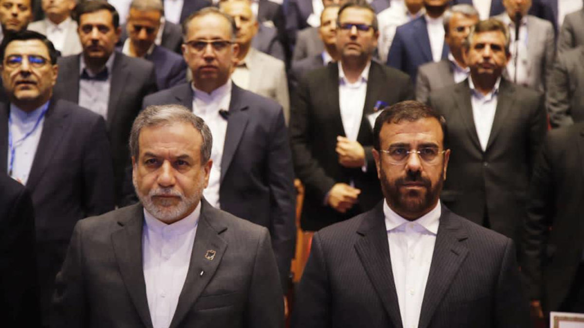 حضور استاندار خوزستان و معاون امور اقتصادی استان در نشست منطقه ای دیپلماسی اقتصادی استانی در  شیراز