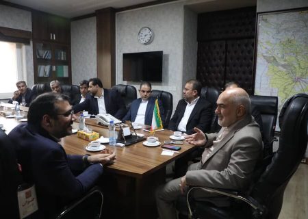 انتقال حساب‌های شرکت‌های نفت و پتروشیمی به خوزستان تا نیمه امسال اجرایی می‌شود
