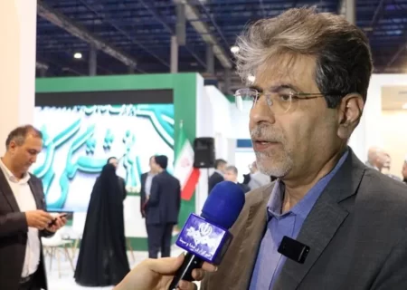 پرداخت وام ۵۰ میلیون تومانی به ۳۰۰ هزار بازنشسته از نیمه خرداد آغاز می‌شود