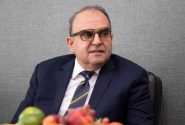 بحران تجارت در سایه بوروکراسی و کمبود نقدینگی/ وزیر اقتصاد باید رونق را از شعار به برنامه عملیاتی تبدیل کند
