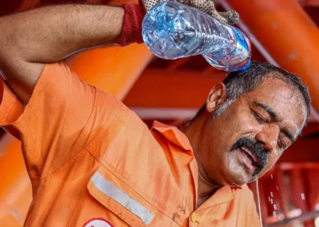 اینجا فاز ۱۴ پارس جنوبی است؛ حماسه آهن و اراده