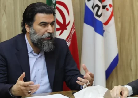 نظارتی بر عملکرد خودروسازان نیست/ ورود قطعات تقلبی و بی‌کیفیت به بازار