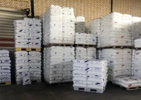 کشف ۸۰ میلیارد ریال مواد اولیه پتروشیمی قاچاق در جنوب تهران