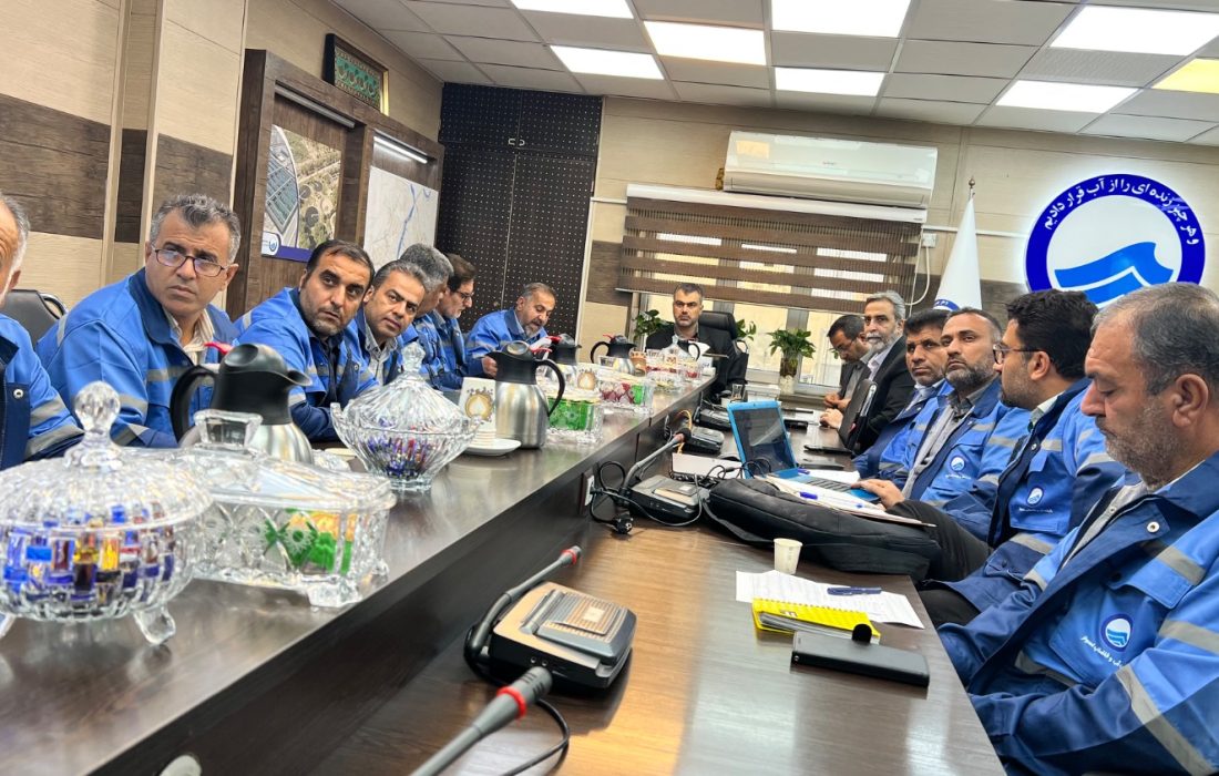 در نشست مديرعامل آبفا اهواز با معاونت بهره برداري فاضلاب :برنامه‌ریزی در جهت  افزایش توان عملیاتی ایستگاه‌های پمپاژ فاضلاب در اهواز