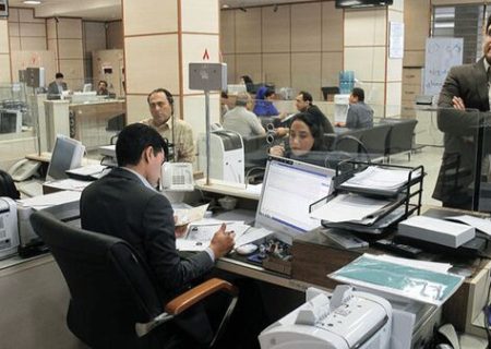 فئودال های بی پول؛ تنها راه نجات بانک های ناتراز، حراج دارایی های آنها است