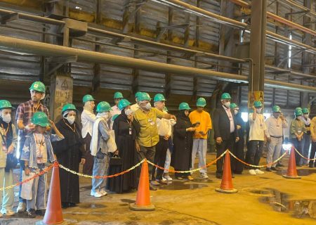 بالاخره پای خانواده ها به قلب فولادسازی خوزستان رسیددر تور گردشی خانواده رقم خورد؛ بعد از سال‌ها!